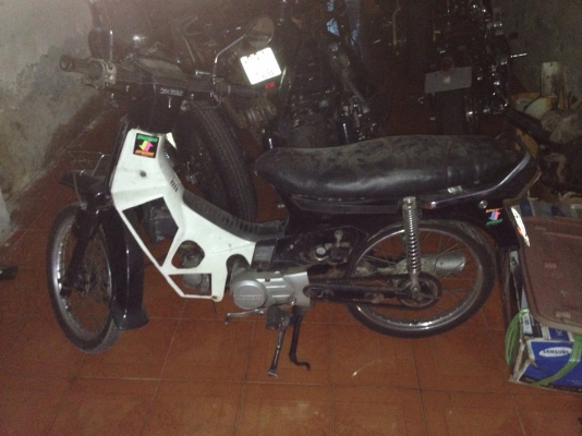 ขาย HONDA DRERM ตูดเป็ด ตัวแรก เครื่่องดี ภายนอกไม่ค่อยสวย มีเล่ม+ชุดโอน แต่โอนไม่ได้ ขาย HONDA DRERM ตูดเป็ด ตัวแรก เครื่่องดี ภายนอกไม่ค่อยสวย มีเล่ม+ชุดโอน แต่โอนไม่ได้