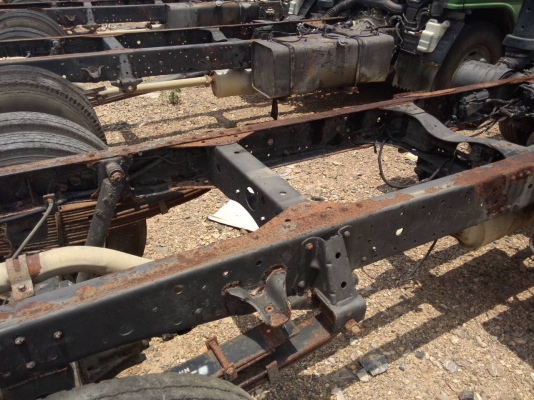 รถอีซูซุ 6 ล้อดั้ม NKR 130 แรงม้า. ปี 48  ( ขาย หัว , คัชซี. )  / มีขาย 50 คัน.      สนใจติดต่อ  081 - 6079515