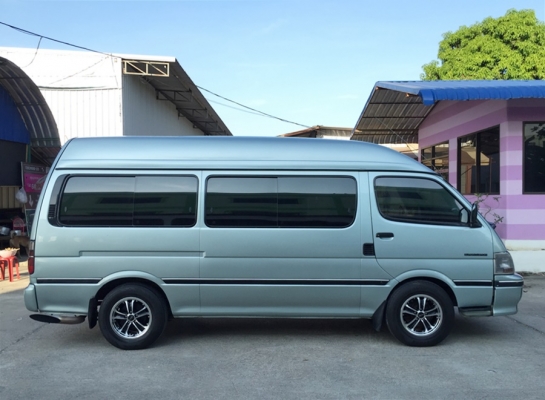 รถตู้หลังคาสูงแท้ พร้อมใช้งาน รถบ้านไม่ใช่รถวิ่งรับจ้าง