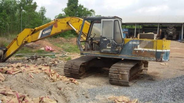 สยามแม็คโคร KOBELCO MART l 907C โซ่ใหม่ข้างหนึ่ง เอวแน่น เครื่องทำใหม่ รถด้วยรวมพร้อมใช้ รูลเลอรํไม่ครบ ราคาเบาๆ