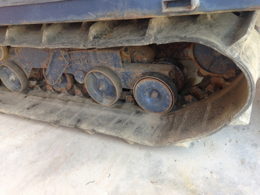 รถเกี่ยวข้าว KUBOTA  R1-30 G เก่านอกสภาพสวย