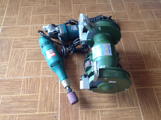 หินเจียรตั้งโต๊ะ กับ หินเจียรรูใหม่ หินเจียร 4 นิ้ว มือสองญี่ปุ่นแท้ 2200 บาท พร้อมส่ง หินเจียรตั้งโต๊ะ กับ หินเจียรรูใหม่ หินเจียร 4 นิ้ว มือสองญี่ปุ่นแท้ 2200 บาท พร้อมส่ง