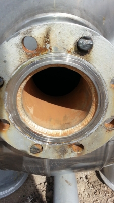 ขายถังสเตนเลสขนาดเส้นผ่านศูนย์กลาง 150 ซ.ม.สูง 4 เมตรน้ำหนัก 1,582กิโลกรัมราคา 90,000 บาท