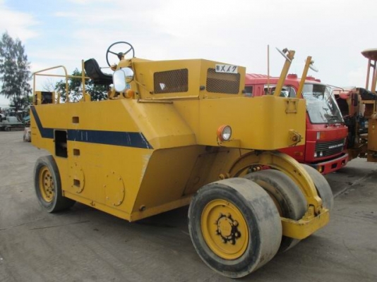 ขายด่วนรถบดล้อยาง7ล้อWATANABE WP15WE เก่าญี่ปุ่น ตรวจเช็คพร้อมใช้ เอกสารแจ้งจำหน่ายนำไปจดทะเบียนได้