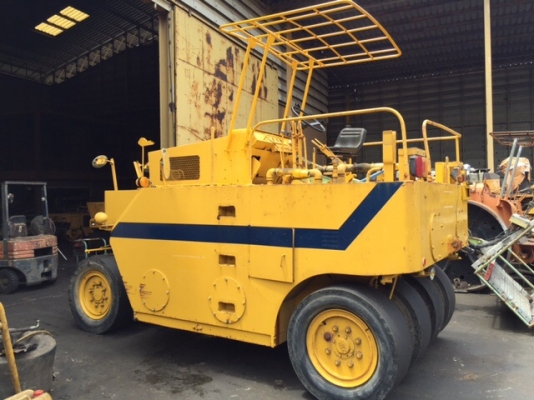 ขายด่วนรถบดล้อยาง7ล้อWATANABE WP15WE เก่าญี่ปุ่น ตรวจเช็คพร้อมใช้ เอกสารแจ้งจำหน่ายนำไปจดทะเบียนได้