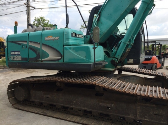 Kobelco SK200-8 YN11 ถึงไทยแล้ว ใบแทร็ค 700 mm สวย ๆ ขายถูกครับ