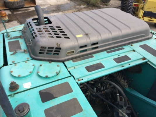 Kobelco SK200-8 YN11 ถึงไทยแล้ว ใบแทร็ค 700 mm สวย ๆ ขายถูกครับ