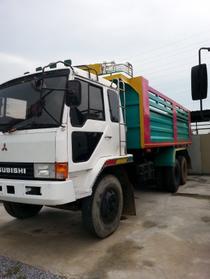 ขายรถดั้ม 2 เพลา ยี่ห้อ MITSUBISHI - F527 สภาพสวยพร้อมใช้ค่ะ