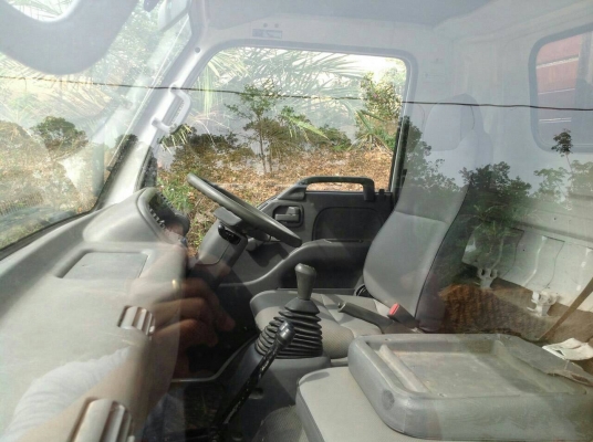 หกล้อ อีซูซุ NPR130 รถห้าง แอร์หนาว ใช้งานน้อย วิ่งแค่ 5หมืน กม. (ไม่มีเล่ม ทะเบียน) มีเอกสารสัญญาซื้อขายกับเจ้าของโดยตรง"ราคา 325,000บ.ราคานี้ส่งถึงบ้าน ครับ