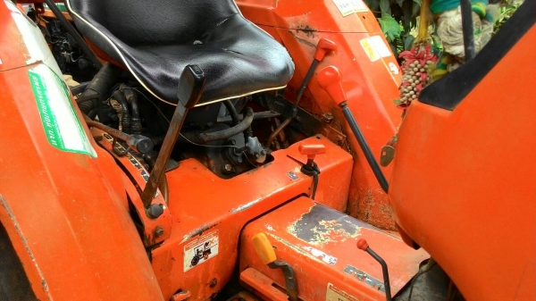 ขายรถไถ KUBOTA L3408 พร้อมดันหน้า ราคา 170,000 อ.แกลง จ.ระยอง สนใจสอบถามได้ครับ 0818618678 ID Line= carbonthai