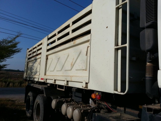 รถอีซูซุ 10 ล้อดั้ม FXZ 360 แรงม้า ปี 53. ( รถวิ่ง 2xx,xxx กว่า กม. )    สนใจติดต่อ  081 - 6079515