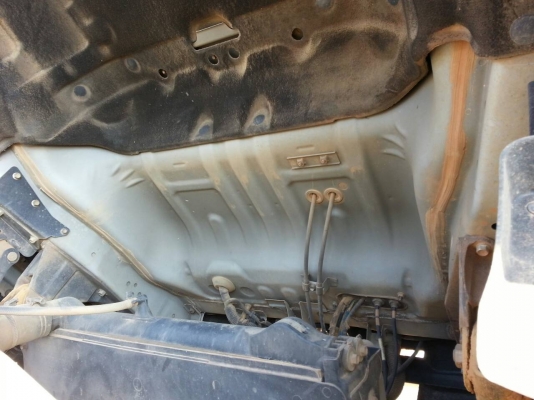 รถอีซูซุ 10 ล้อดั้ม FXZ 360 แรงม้า ปี 53. ( รถวิ่ง 2xx,xxx กว่า กม. )    สนใจติดต่อ  081 - 6079515