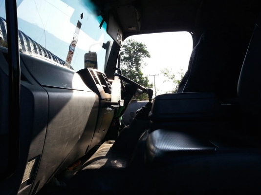 รถอีซูซุ 10 ล้อดั้ม FXZ 360 แรงม้า ปี 53. ( รถวิ่ง 2xx,xxx กว่า กม. )    สนใจติดต่อ  081 - 6079515