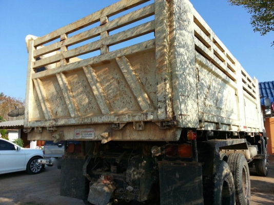 รถอีซูซุ 10 ล้อดั้ม FXZ 360 แรงม้า ปี 53. ( รถวิ่ง 2xx,xxx กว่า กม. )    สนใจติดต่อ  081 - 6079515