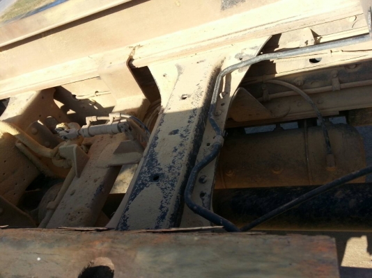 รถอีซูซุ 10 ล้อดั้ม FXZ 360 แรงม้า ปี 53. ( รถวิ่ง 2xx,xxx กว่า กม. )    สนใจติดต่อ  081 - 6079515