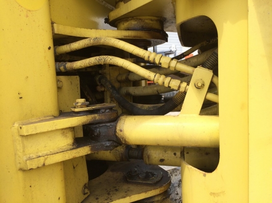 Komatsu WA100-1-33107 ถึงไทยแล้วครับ สวยกริ๊ป นำเข้าตรงจากญี่ปุ่น