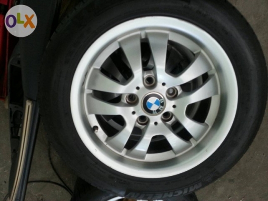 MAX E90แท้ พร้อมยาง ครบชุด  MAX BMW E90 แท้ติดรถ พร้อมยางแท้ 4 เส้น ขอบ16 สภาพดี