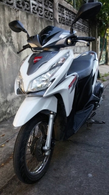 click 125i สวยใส มือเดียว ลดๆ2หมื่น5 click 125i สวยใส มือเดียว ลดๆ2หมื่น5