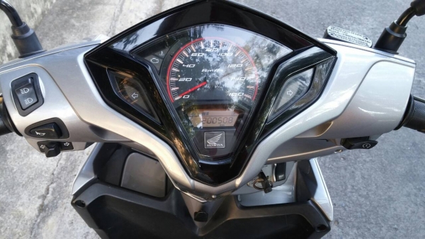 click 125i สวยใส มือเดียว ลดๆ2หมื่น5 click 125i สวยใส มือเดียว ลดๆ2หมื่น5