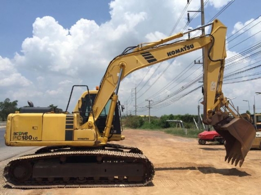 ขายรถแบคโฮ KOMATSU PC180-6 ปี2003 ทำงาน 5XXX ชม สภาพสวยพร้อมใช้ นำเข้าจากญี่ปุ่น มีVDOการทำงานครับ ขายรถแบคโฮ KOMATSU PC180-6 ปี2003 ทำงาน 5XXX ชม สภาพสวยพร้อมใช้ นำเข้าจากญี่ปุ่น มีVDOการทำงานครับ