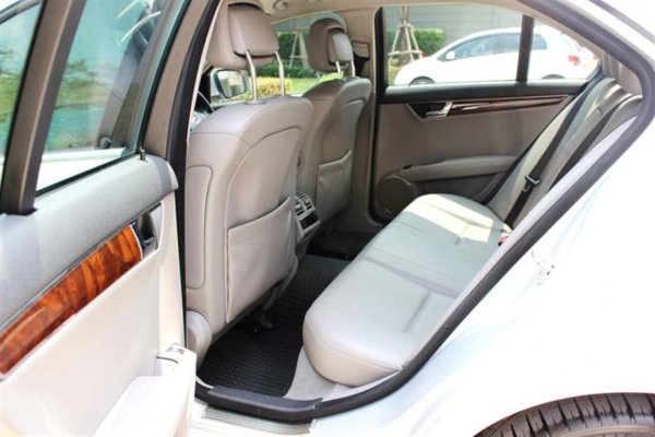 2008 BENZ C200 ELEGANCE ออกศูนย์BenzThailand กระจังหน้าsport ประกันภัยหมดปี59