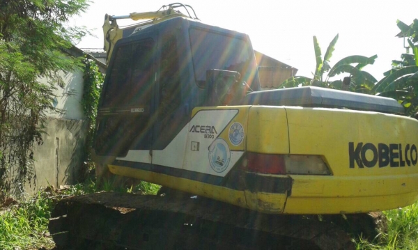 ขายรถแบคโฮ KOBELCO SK100 พร้อมใช้ครับ ขายรถแบคโฮ KOBELCO SK100 พร้อมใช้ครับ