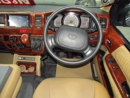 **สวยสุดๆ**COMMUTER ปี2009 D4D แต่งเต็มทั้งคัน แสงสีเสียงจัดเต็ม ราคา839,000 สนใจโทรติดต่อด่วน 087-775-8887 **สวยสุดๆ**COMMUTER ปี2009 D4D แต่งเต็มทั้งคัน แสงสีเสียงจัดเต็ม ราคา839,000 สนใจโทรติดต่อด่วน 087-775-8887