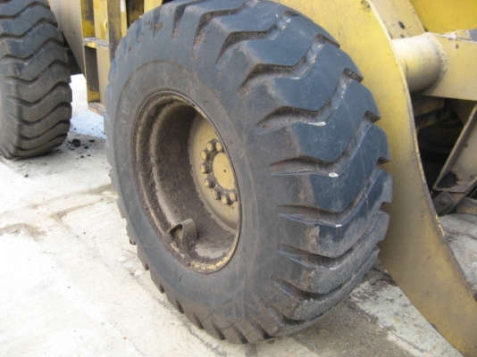 รถขุด Komatsu 510 #15137 สต็อกเราที่ญี่ปุ่น สนใจโทร. 080-6565422 (หนิง)