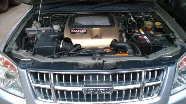 ขาย ISUZU MU7 3.0 VGS turbo เกียร์ออโต้ เบาะหนัง กระจกไฟฟ้า รถสวยเดิมๆ แอร์เย็น ทะเบียนพร้อมโอนครับ