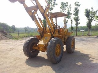 ขาย รถตัก cat 910 80u ราคา 450000 บาท โทร.0819667317 ขาย รถตัก cat 910 80u ราคา 450000 บาท โทร.0819667317