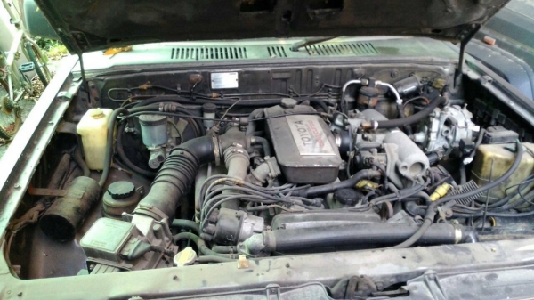 ขาย ซากมาสด้าb2100