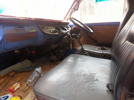 ขายรถโดยสาร ISUZU TL115แรง เครื่องดี แคชซีสวย หลังคากระจกสวยพร้อมใช้งาน เอกสารพร้อมโอน สนใจโทร 090-8588220คุณนะ 093-3258446คุณบิว ID:narong498 หรือเข้าดูสินค้าได้ที่ www.truck.in.th/498 หรือเพจFacebook ณรงค์ ซื้อขายรถมือสอง (เว็บไซต์ส่วนตัว)