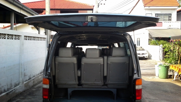 TOYOTA HIACE 3.0 ปี 03 งามๆ พ.พาวเวอร์