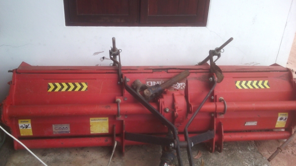 ขายรถไถพร้อมอุปกรณ์ 45แรงม้า