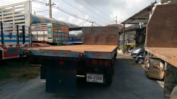 10 ล้อ ร๊อกกี้ 175 พื้นเรียบ เพลาเดียว คัสซี JCM พร้อมใช้งาน ยางสวย 10 เส้น