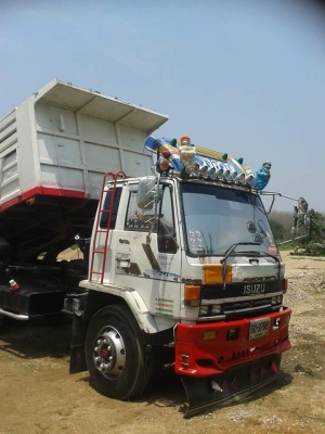 ขาย   rocky  210  f    เปลี่ยนเครื่อง   270   เกียร์อีตั้น