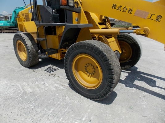 มาใหม่แล้วรถตัก TCM  L13T-3 แขนยาวพิเศษ จากญี่ปุ่น