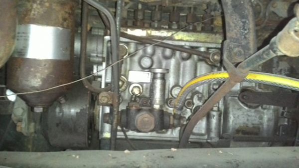 แสงฟ้าเต้นรถ///ขายรถ10ล้อ2เพลา UD-CW41 พร้อมเทอนเล่อต่อใหม่ เครื่อง265แรง แสงฟ้าเต้นรถ///ขายรถ10ล้อ2เพลา UD-CW41 พร้อมเทอนเล่อต่อใหม่ เครื่อง265แรง