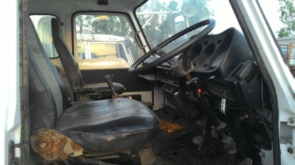 แสงฟ้าเต้นรถ///ขายรถ10ล้อ2เพลา UD-CW41 พร้อมเทอนเล่อต่อใหม่ เครื่อง265แรง แสงฟ้าเต้นรถ///ขายรถ10ล้อ2เพลา UD-CW41 พร้อมเทอนเล่อต่อใหม่ เครื่อง265แรง