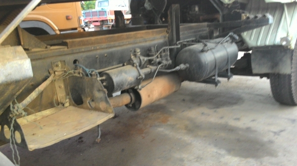 แสงฟ้าเต้นรถ///ขายรถ10ล้อ2เพลา UD-CW41 พร้อมเทอนเล่อต่อใหม่ เครื่อง265แรง แสงฟ้าเต้นรถ///ขายรถ10ล้อ2เพลา UD-CW41 พร้อมเทอนเล่อต่อใหม่ เครื่อง265แรง