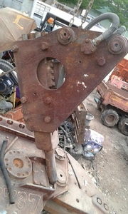 ขาย - หัวเจาะ,กระแทก,แย๊กปูน,BREAKER สำหรับแบคโฮ pc 60-120 มือสองญี่ปุ่นแท้ ครับ