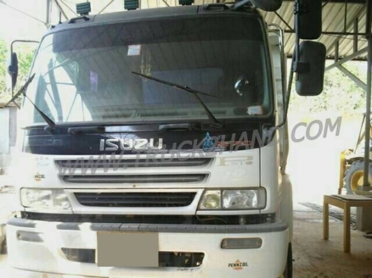 สิบล้อดั้ม  ISUZU 270  แรงม้า ใบไม้ดำ