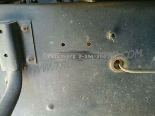 สิบล้อดั้ม  ISUZU 270  แรงม้า ใบไม้ดำ