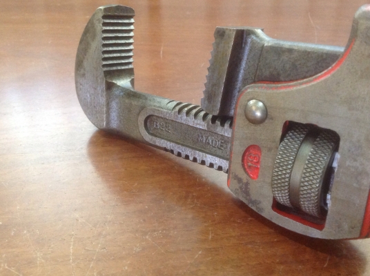 ขายประแจขันท่อ Vintage U.S.A. 18" ขายประแจขันท่อ Vintage U.S.A. 18"