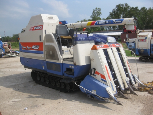 รถเกี่ยวข้าวนั่งขับ อิซิกิ 45.5 แรงม้า พร้อมใช้งาน