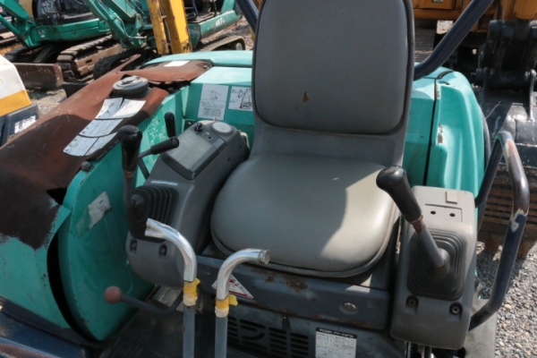 ดาวน์ 50\% ผ่อนได้ 1 ปี มี VDO KOMATSU PC35R-8 เก่านอก เร็ว แรง พร้อมใช้สุดๆ