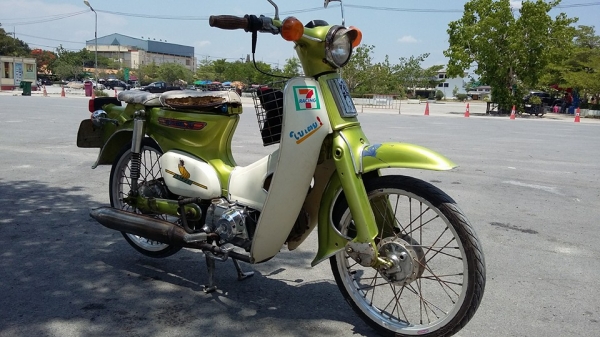 ขาย c70 คับ เครื่องฟิตๆสวยๆ มีแต่ใบซื้อขายคับ ทะเบียนหาไม่เจอ คับ ขาย 6900