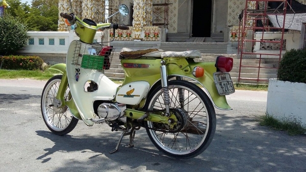 ขาย c70 คับ เครื่องฟิตๆสวยๆ มีแต่ใบซื้อขายคับ ทะเบียนหาไม่เจอ คับ ขาย 6900