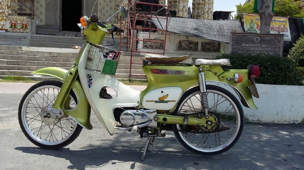 ขาย c70 คับ เครื่องฟิตๆสวยๆ มีแต่ใบซื้อขายคับ ทะเบียนหาไม่เจอ คับ ขาย 6900