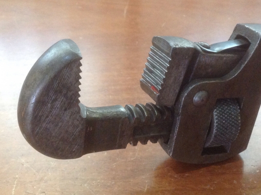 ขายประแจขันท่อ Vintage Trimont 10"